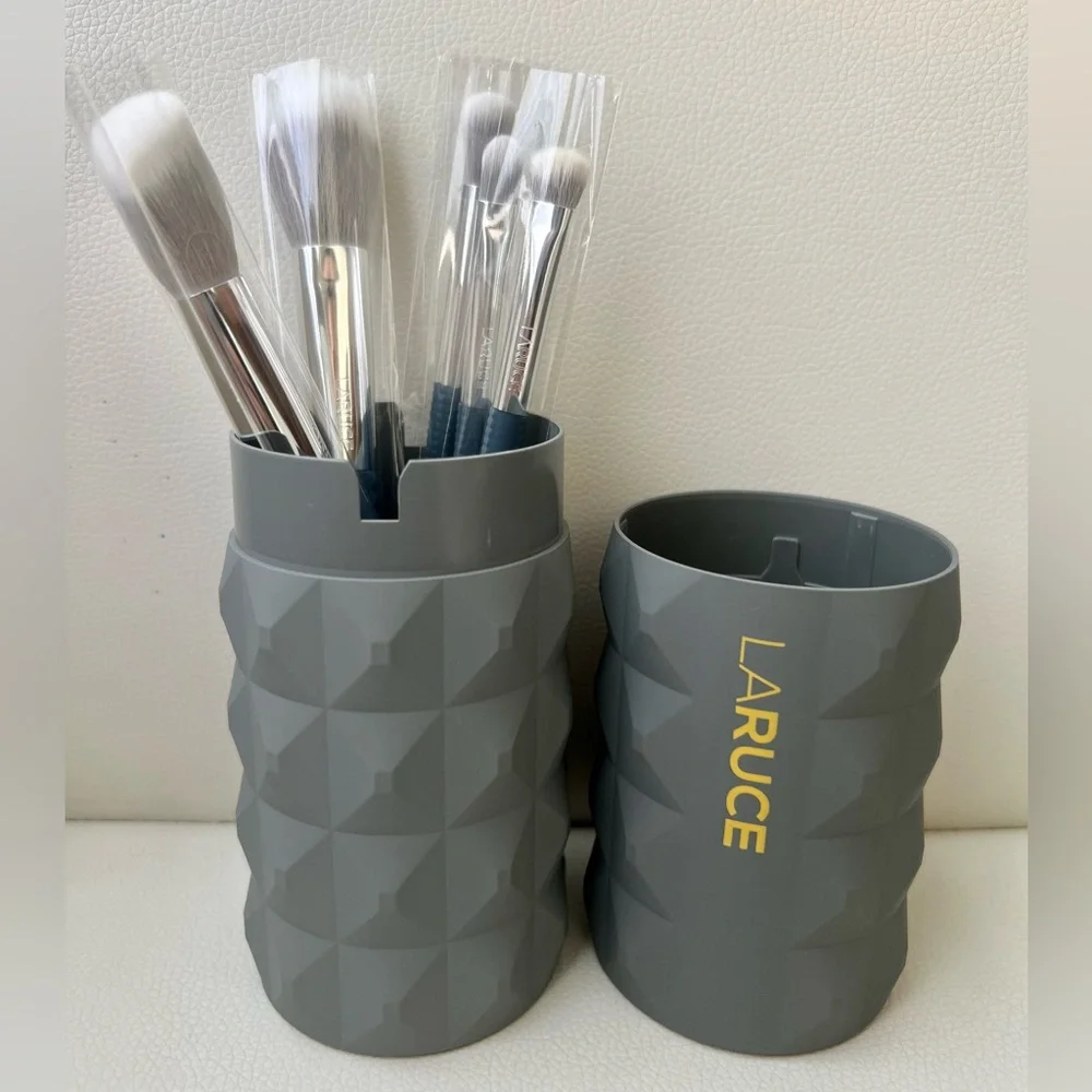 🆕 Laruce Beauty Christine Brush Set, 5pcs brush set for your perfect makeup!